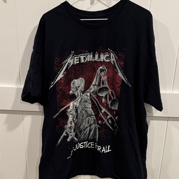 Metallica - Picture 1 of 2